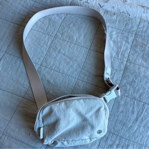 Lululemon belt bag, everywhere belt bag